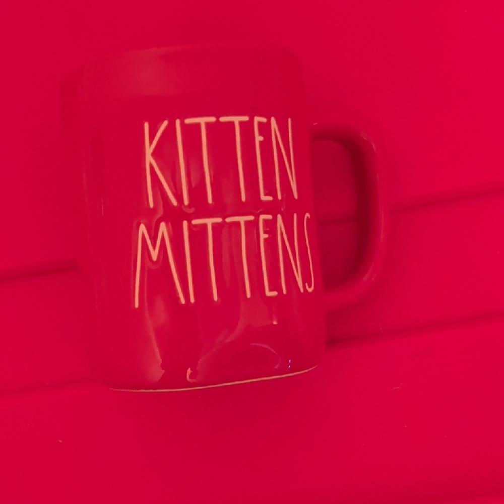Rae Dunn Red Kitten Mittens Mug
